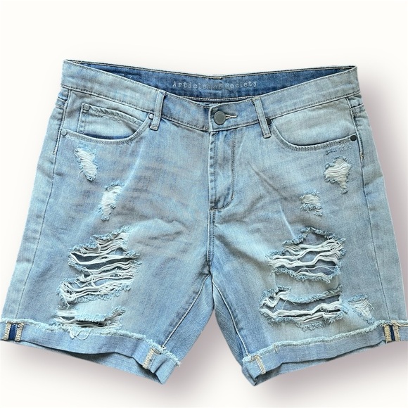 NWT Articles of Society Light Blue‎ Distressed Women's Shorts - Picture 1 of 1